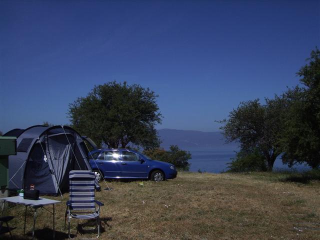 De tent aan het meer van Ohrid