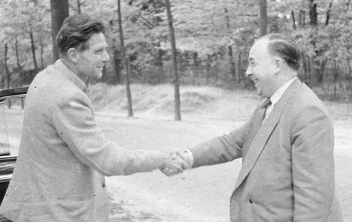 A. den Doolaard en Louis Frequin in 1952